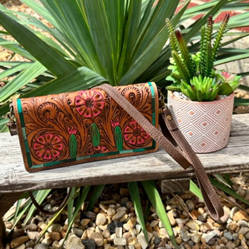Affordable Bags For Budget Shoppers American Darling Southwest Painted Wallet