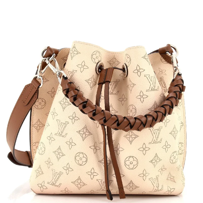 Bags With Tsa-Approved Features Muria Bucket Bag Flight Mode Mahina Leather
